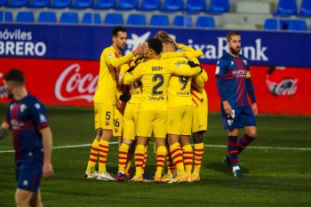 Barcelona grała z czerwoną latarnią La Liga. Łatwo, szybko i przyjemnie nie było